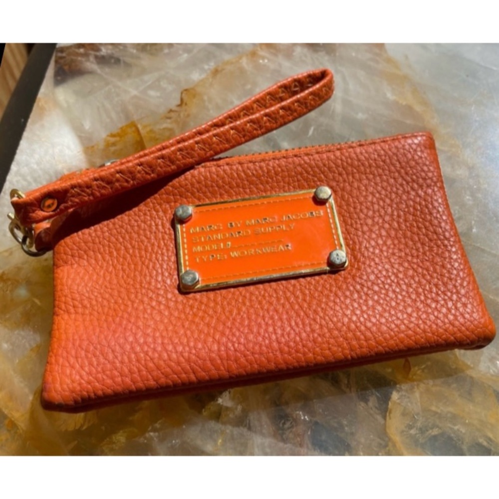Marc by Marc Jacobs Bright Neon Orange Pebble Leather Small Monogramed Wallet - Picture 1 of 16